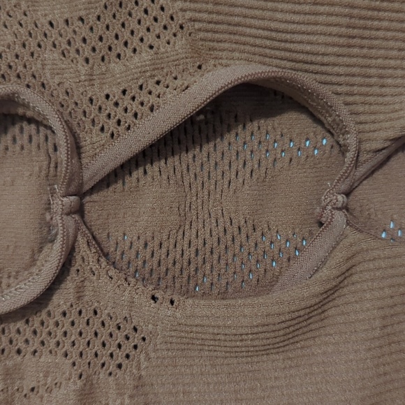 NWT Out From Under Sleeveless Cutout Top, Color Brown Size XS/S - Picture 8 of 15